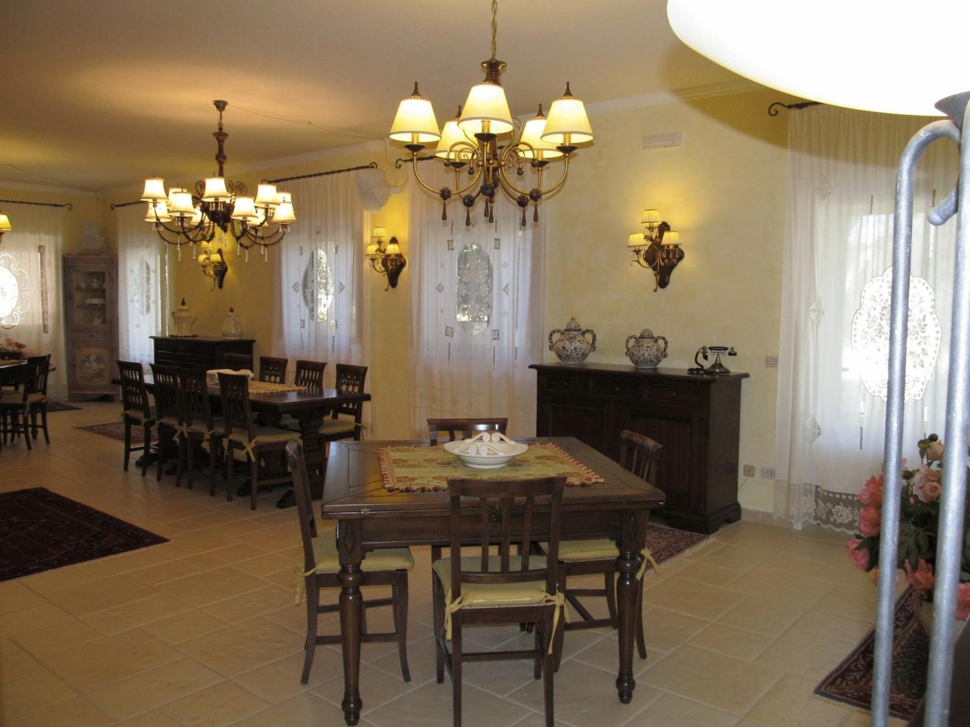 Relais Casabella Guest House Martina Franca Bagian luar foto