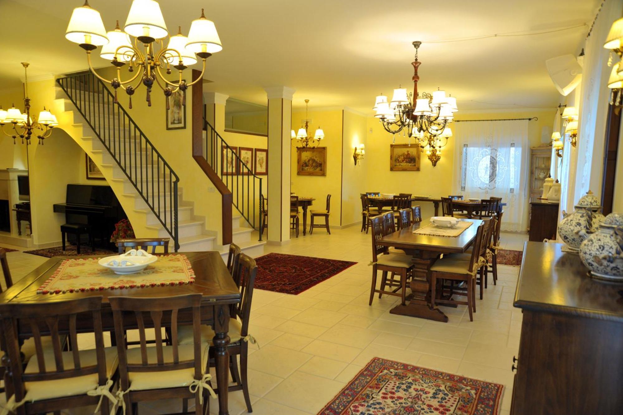 Relais Casabella Guest House Martina Franca Bagian luar foto
