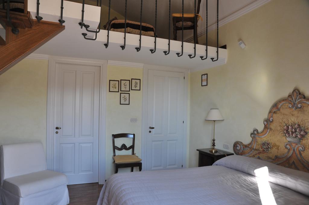 Relais Casabella Guest House Martina Franca Bagian luar foto