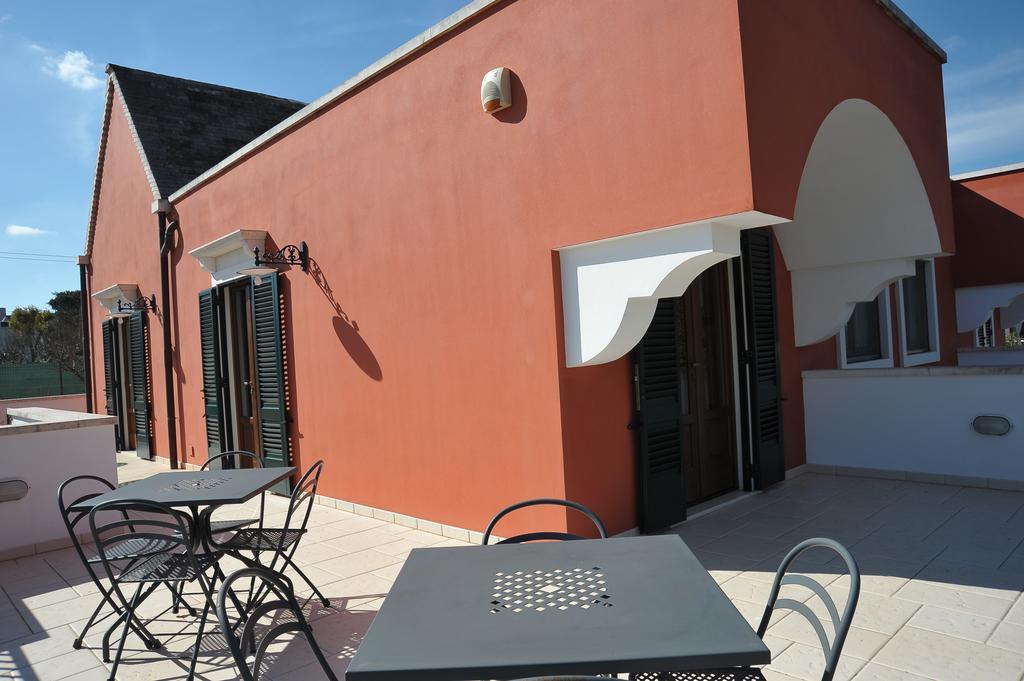 Relais Casabella Guest House Martina Franca Bagian luar foto