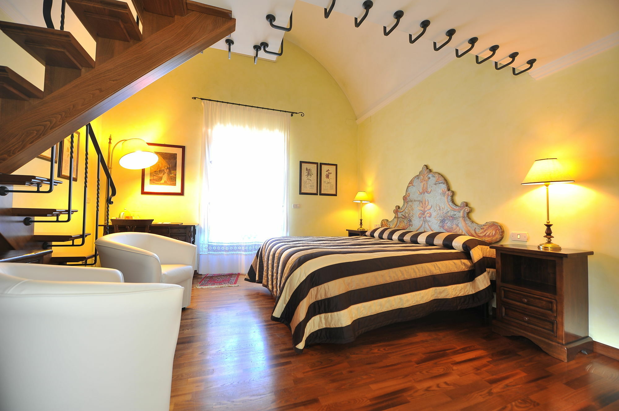 Relais Casabella Guest House Martina Franca Bagian luar foto